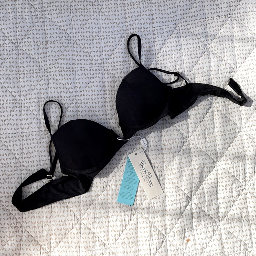 New with tags Flynn Underwire bikini top